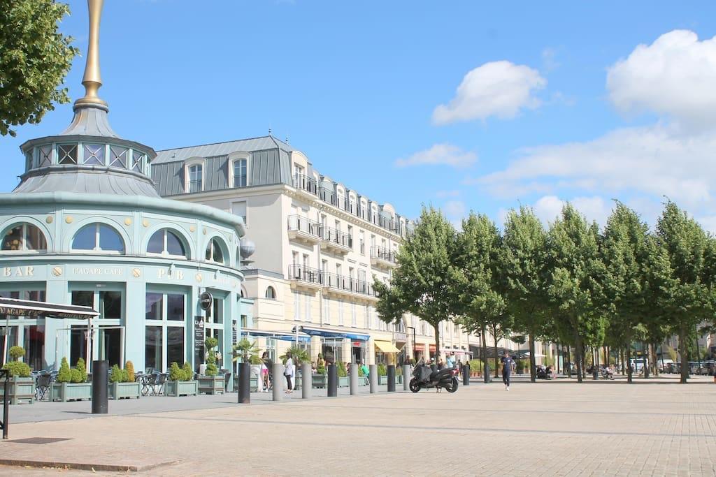 Disney, Sunny Comfortable 2 Bedrooms Family Apartment, 8 Pers, Wifi, Netflix Шеси Екстериор снимка